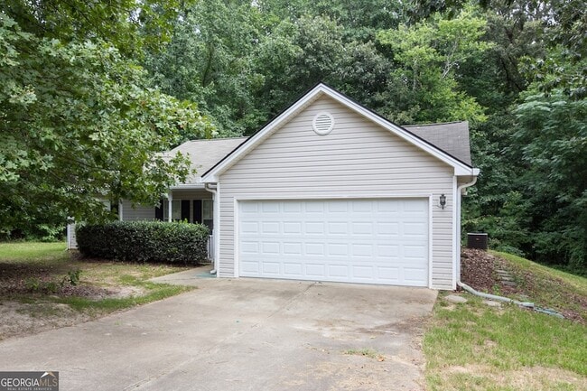 Primary Photo - 2804 James Henry Dr