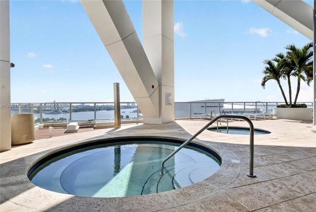 Building Photo - 888 Biscayne Blvd