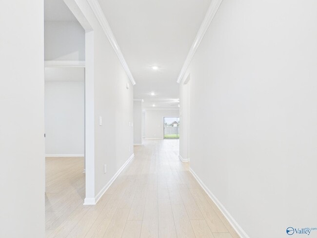 Building Photo - 18072 Longleaf Dr