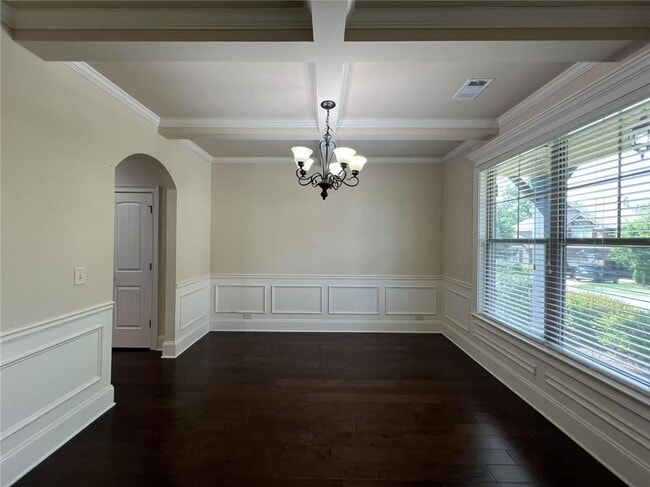 Building Photo - 5665 Winding Lakes Dr