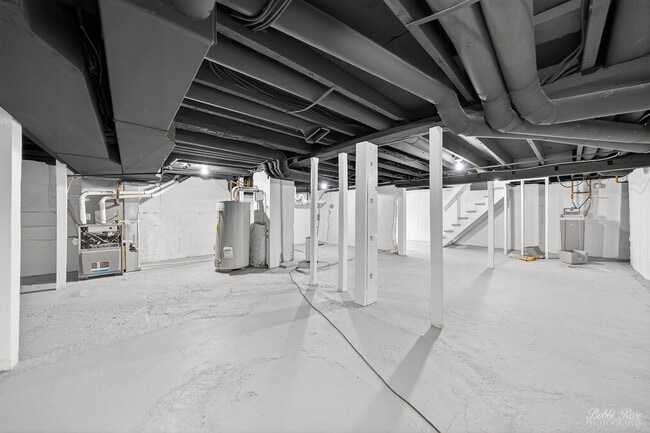Building Photo - 4405 Greenwood Rd