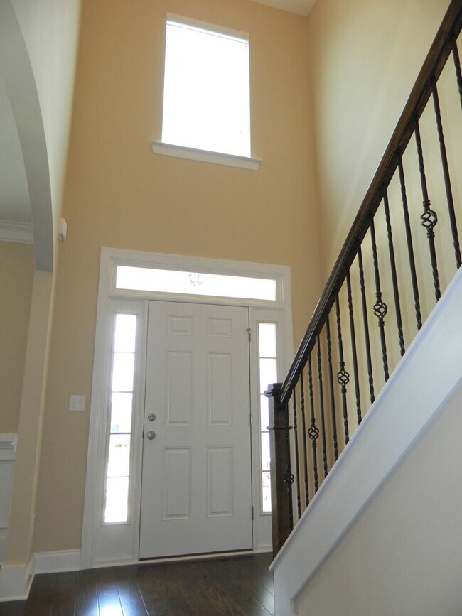 Building Photo - 835 Williford Run Dr