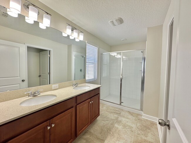 Building Photo - Awesome house for rent in Winter Garden