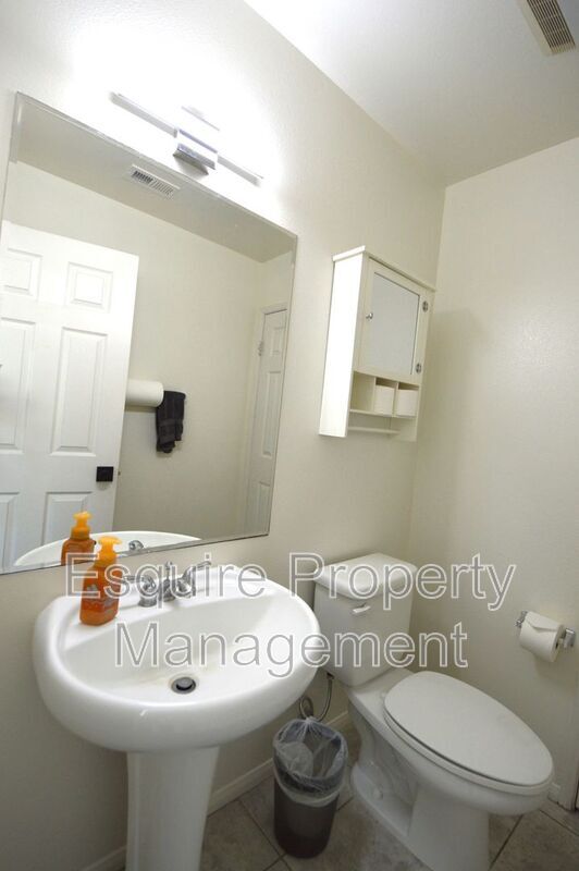 Building Photo - 4510 El Corazon Ct
