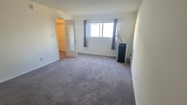 1st bedroom - 1323 S Carmelina Ave