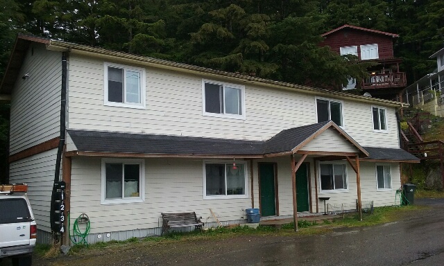 Building Photo - 707 Grant St