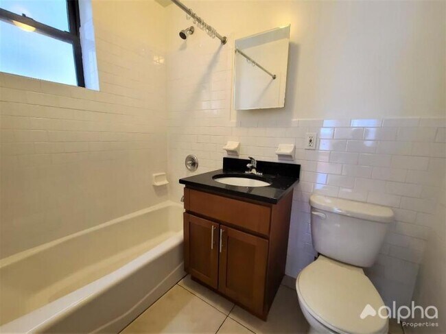 Building Photo - 2 bedroom in BROOKLYN NY 11211