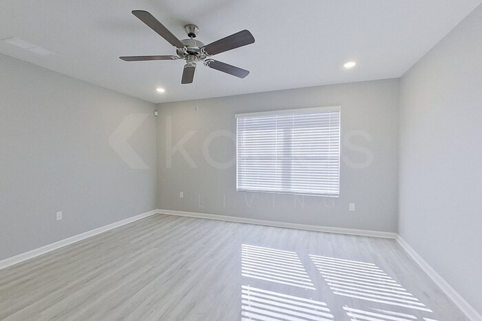 Building Photo - 4628 Malay Cir