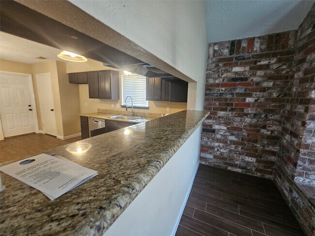 Building Photo - 22218 Spring Gate Dr