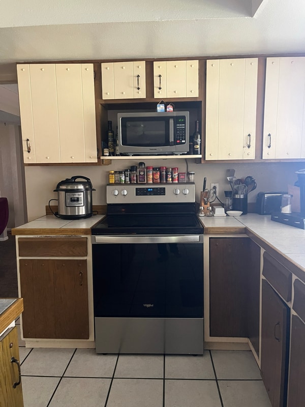 Building Photo - 105 Carrillon Ln