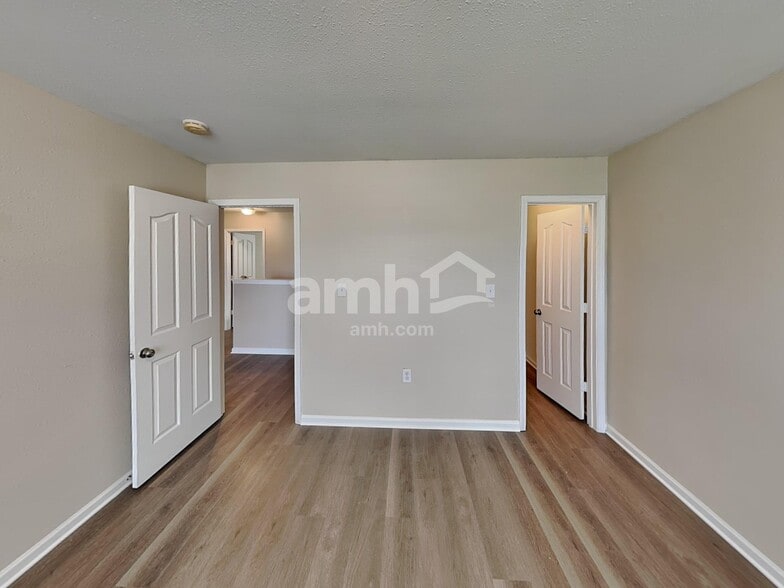 Building Photo - 13827 Allison Forest Trl