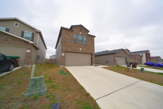 Building Photo - Beautiful Home Now Available in Miller Ran...