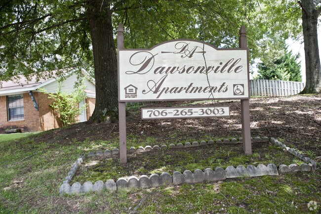 Building Photo - Dawsonville Apartments