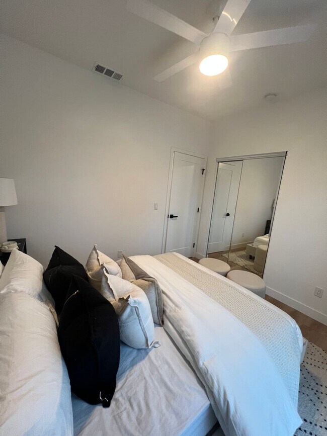 Building Photo - Remington