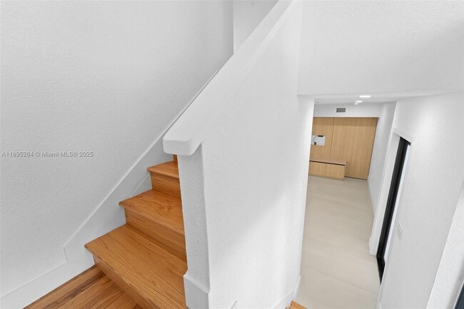 Building Photo - 11089 SW 69th Terrace