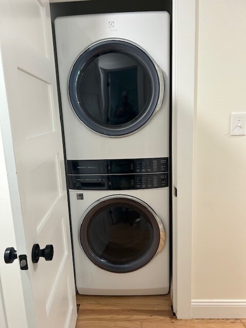 Washer/Dryer - 401 Steel Rd