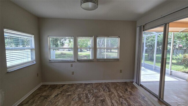 Building Photo - 1657 Tremont Ln