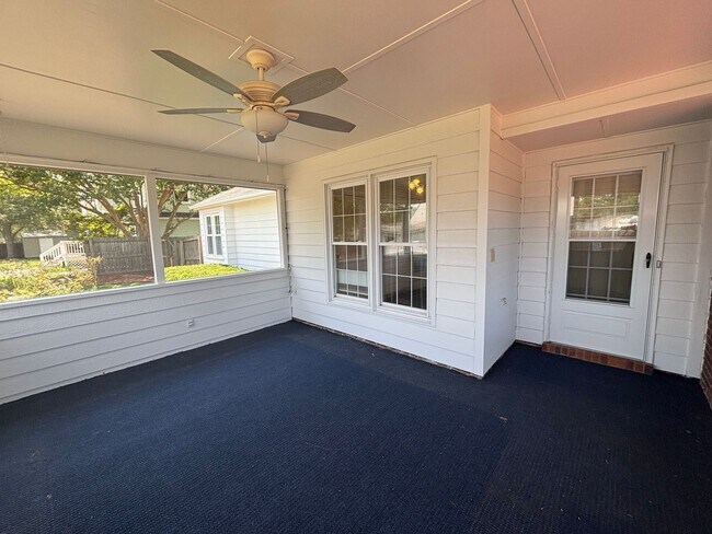 Building Photo - 5405 Beretta Way