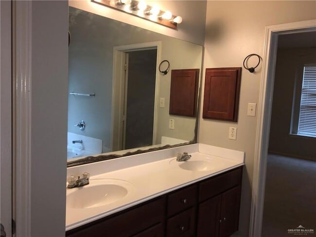 Building Photo - 3306 San Angelo St