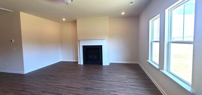 Building Photo - 111 Emma Grace Ln