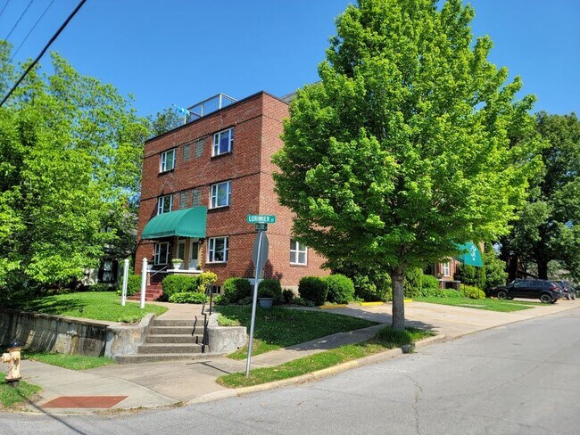 Primary Photo - 230 Bellevue St