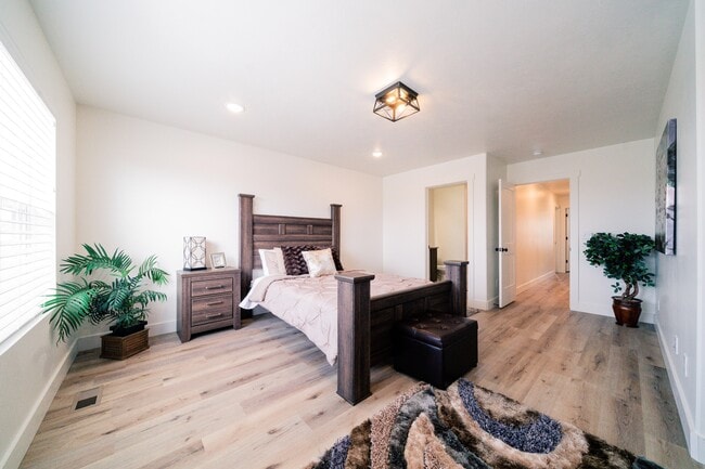 Building Photo - 254 Spring Creek Pky