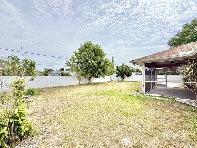 Building Photo - 22148 Lockport Ave