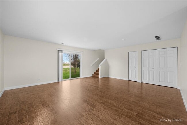 Building Photo - 1737 W Chrysler Dr