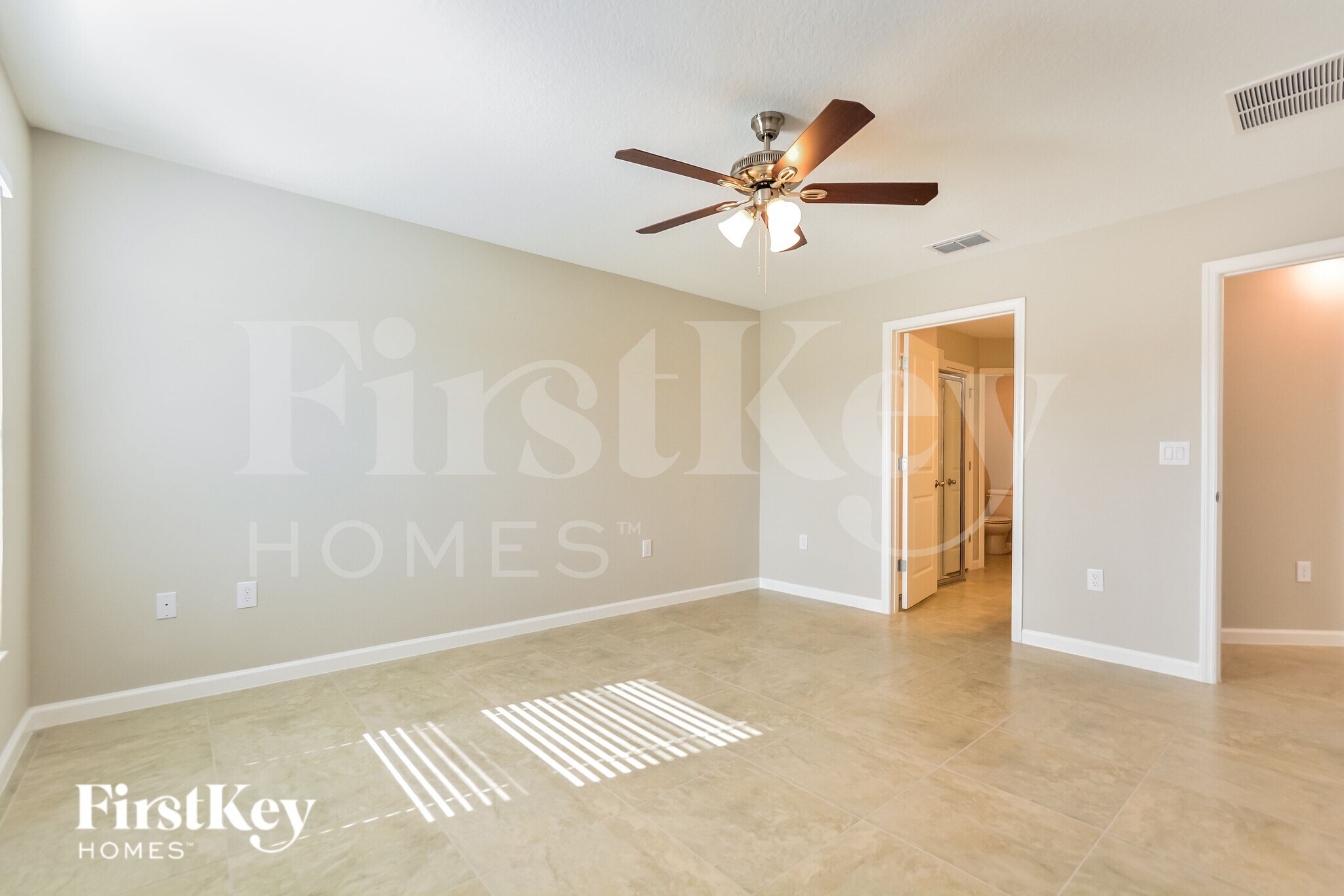 Building Photo - 614 Lindbergh Wy