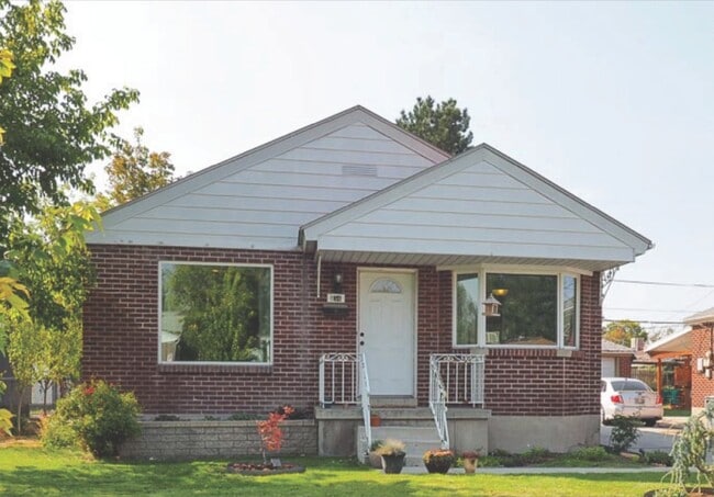Building Photo - 456 E 1300 S