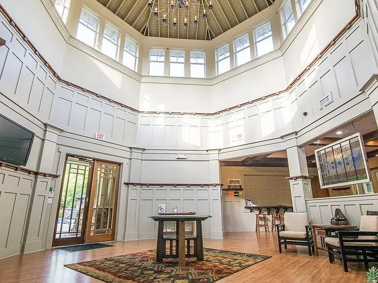 Building Photo - 490 S Barnett Shoals Rd