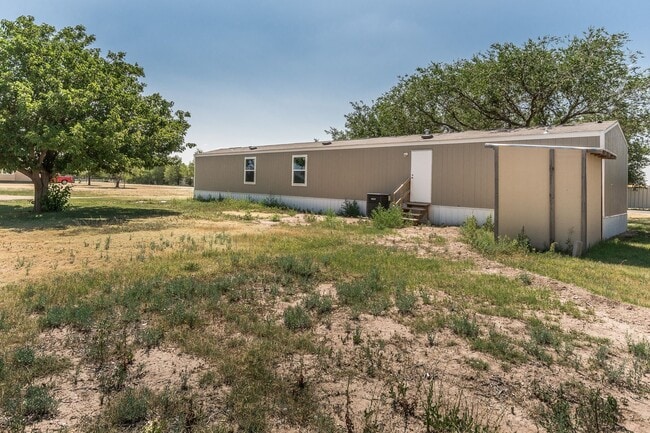 Building Photo - 3/2 Mobile home for lease in CISD