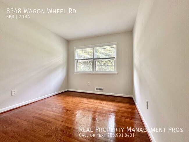 Building Photo - 8348 Wagon Wheel Rd