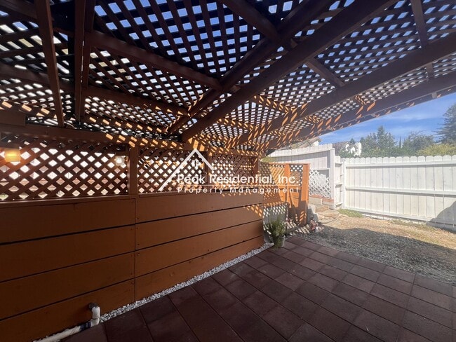 Building Photo - 8113 Bellsbrae Dr