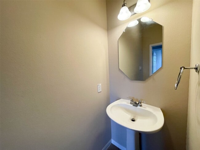 Building Photo - 3419 Yasmine Ranch Dr