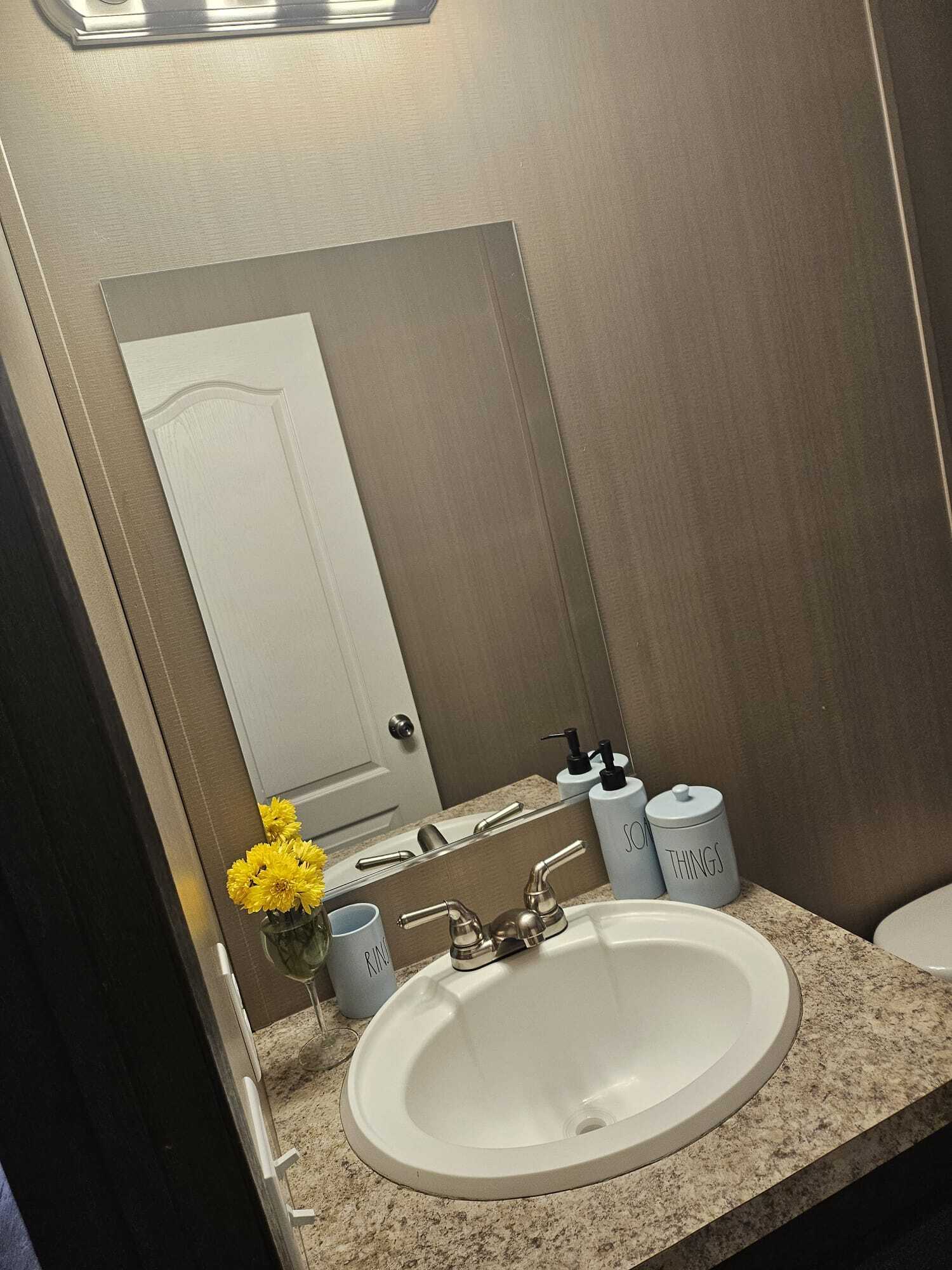 2nd Bathroom - 1136 Luna Dr