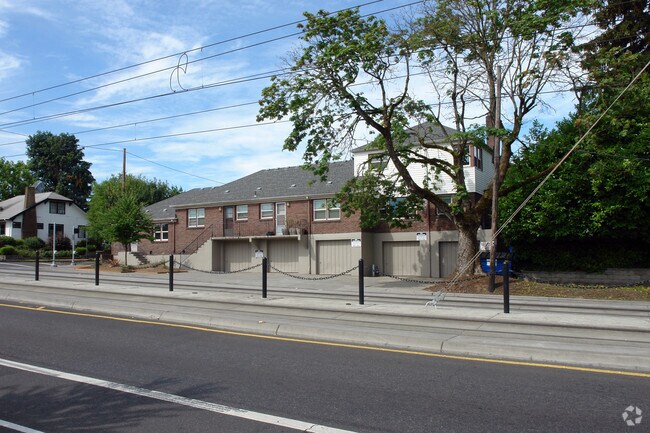 Building Photo - Terry Garden