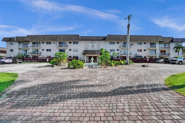 Building Photo - 8475 SW 94th St