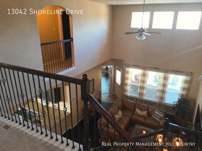 Building Photo - 13042 Shoreline Dr
