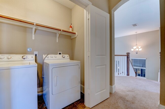 Building Photo - 8825 Ashbloom Ln