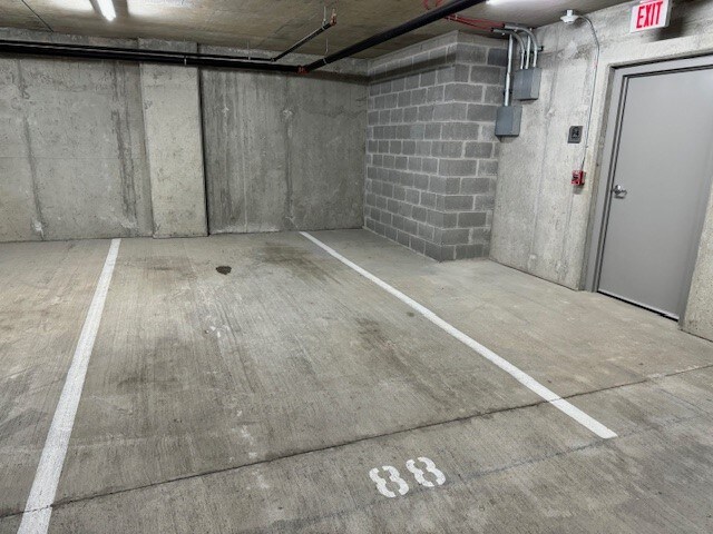 Building Photo - 2000 Clarendon Blvd