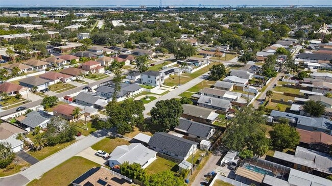 Building Photo - 766 91st Ave N