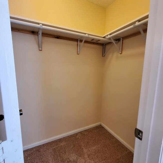 Building Photo - Modern Duplex Living in Georgia - 2Bed/2.5Bath with Convenient Amenities