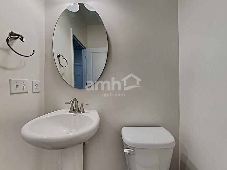 Building Photo - 312 West St