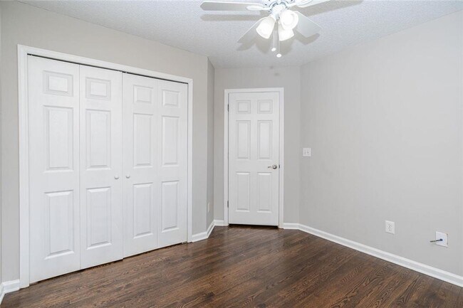 Building Photo - 3272 Peach Ct