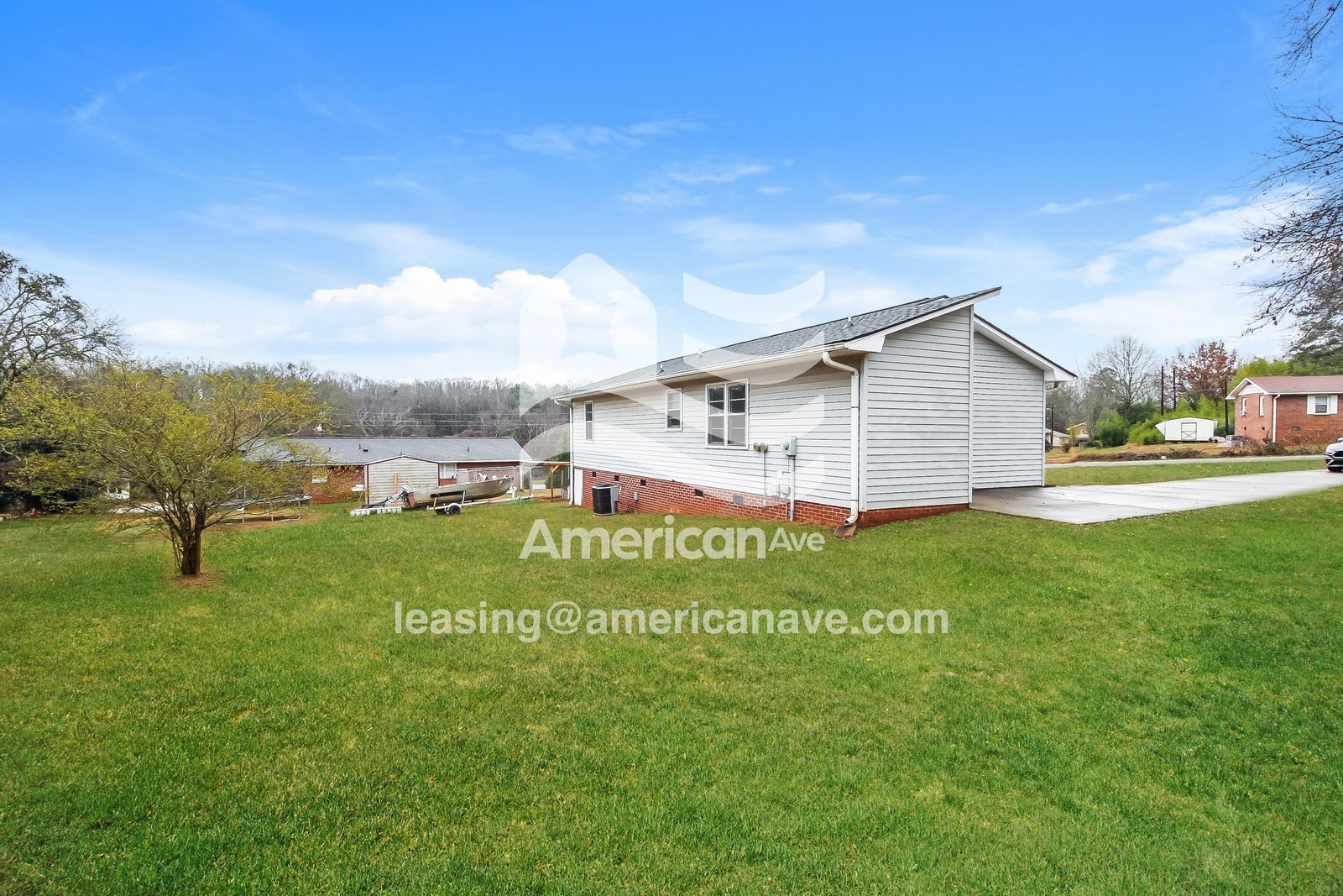 Building Photo - 213 Range View Rd