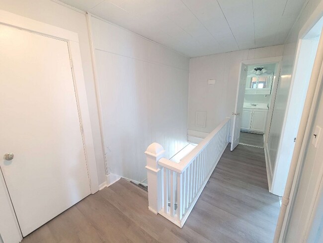 Building Photo - 120 N Wiley St