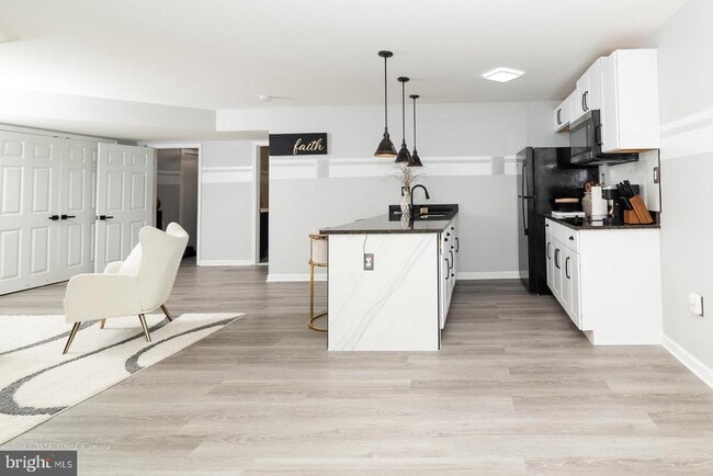 Building Photo - 1049 Coriander Ln