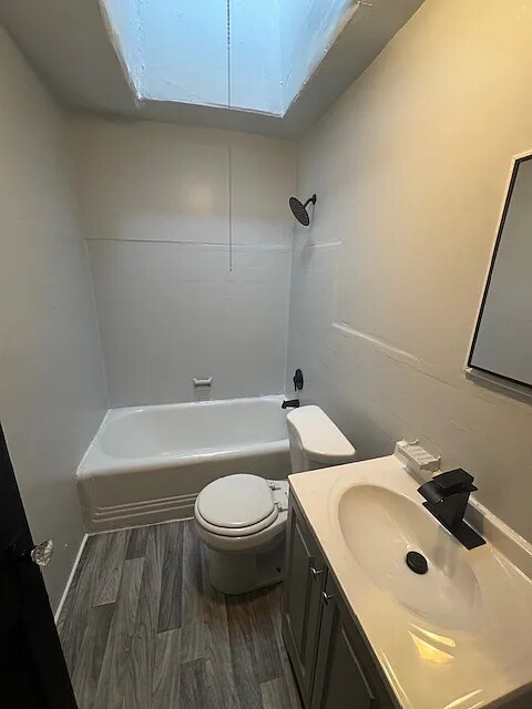 Building Photo - 5105 Chalgrove Ave