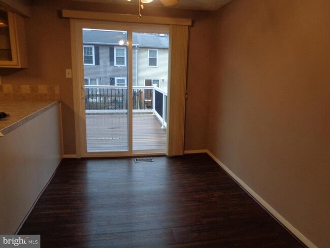 Building Photo - 4020 Rustico Rd